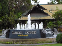 Gardenlodge77.jpg