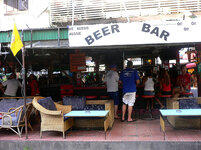 aussiebar.jpg aussiebar.jpg