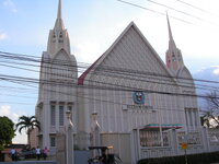 21145643ca.jpg