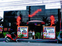 21239021ek.jpg