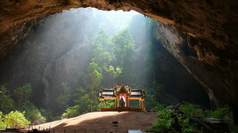 800px-phraya_nakhon_cave.jpg