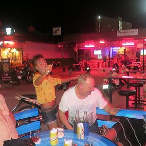 07.06.2013 Smurf Bar