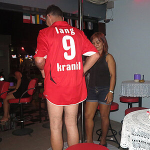 01.10.2013 Smurf Bar