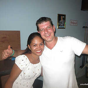 03.10.2013 Smurf Bar
