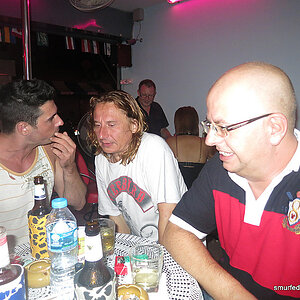 03.10.2013 Smurf Bar