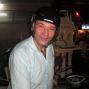 03.10.2013 Smurf Bar