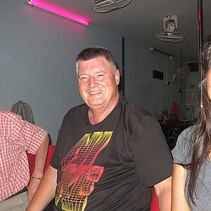 03.10.2013 Smurf Bar