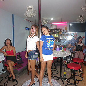 04.10.2013 Smurf Bar