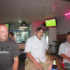 04.10.2013 Smurf Bar