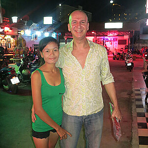 01.11.2013 Smurf Bar