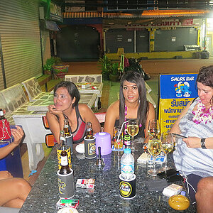 02.11.2013 Smurf Bar