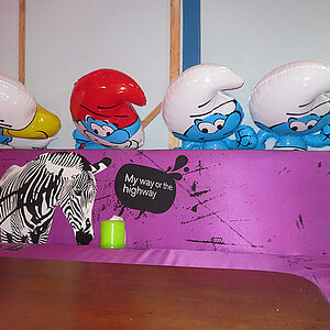 03.11.2013 Smurf Bar