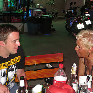03.11.2013 Smurf Bar