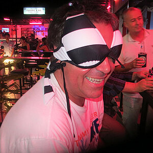 04.11.2013 Smurf Bar