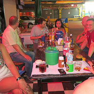 04.11.2013 Smurf Bar
