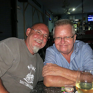 04.11.2013 Smurf Bar