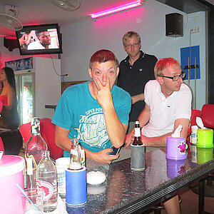 04.11.2013 Smurf Bar