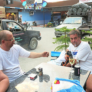 05.11.2013 Smurf Bar