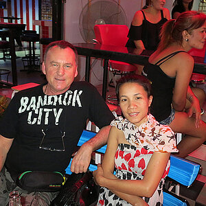 05.11.2013 Smurf Bar
