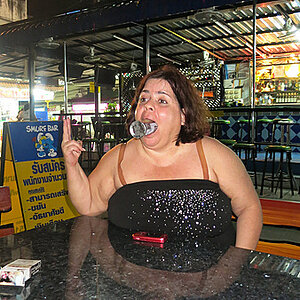 06.11.2013 Smurf Bar