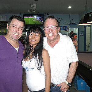 07.11.2013 Smurf Bar