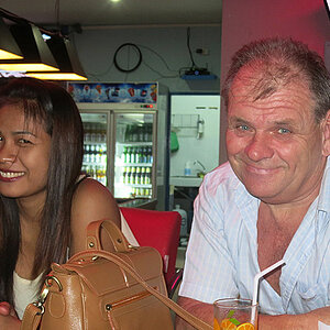 07.11.2013 Smurf Bar