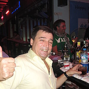 08.11.2013 Smurf Bar
