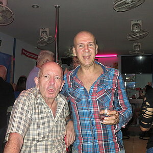 08.11.2013 Smurf Bar
