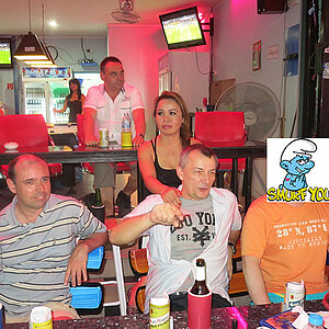 13.11.2013 Smurf Bar