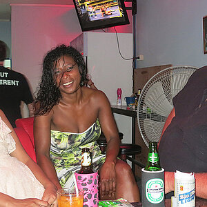 14.11.2013 Smurf Bar