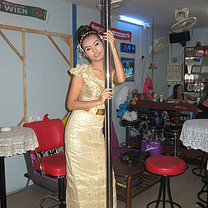 17.11.2013 Smurf Bar