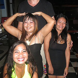 27.11.2013 Smurf Bar