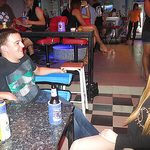 01.12.2013 Smurf Bar