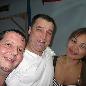02.12.2013 Smurf Bar