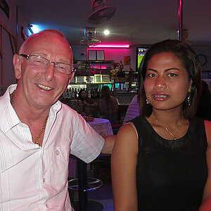02.12.2013 Smurf Bar