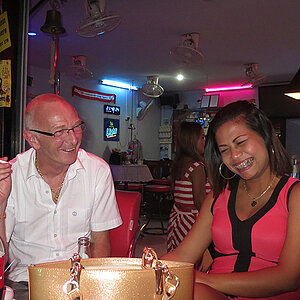 04.12.2013 Smurf Bar