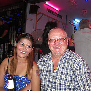 04.12.2013 Smurf Bar