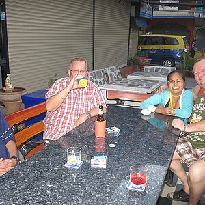 06.12.2013 Smurf Bar
