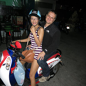 2014-01-11 Smurf Bar