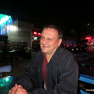 2014-01-23 Smurf Bar
