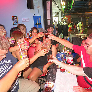 2014-02-03 Smurf Bar