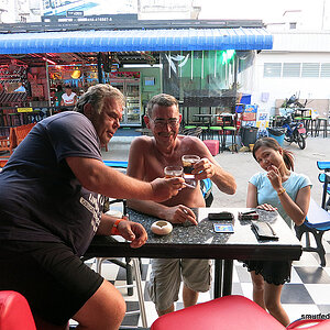 2014-02-06 Smurf Bar