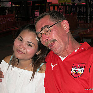 2014-02-06 Smurf Bar