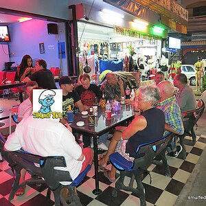 2014-02-10 Smurf Bar