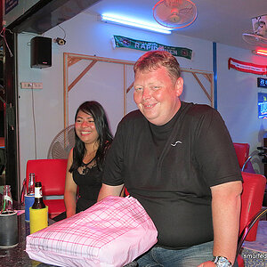 2014-02-11 Smurf Bar