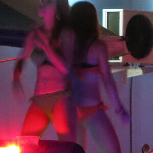 2014-02-20 Smurf Bar