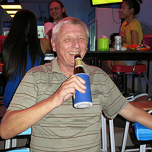 2014-02-26 Smurf Bar