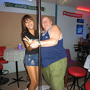2014-03-02 Smurf Bar
