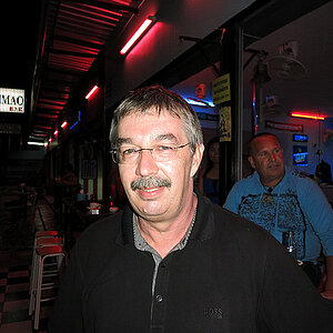 2014-03-04 Smurf Bar