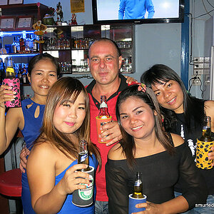 2014-03-05 Smurf Bar